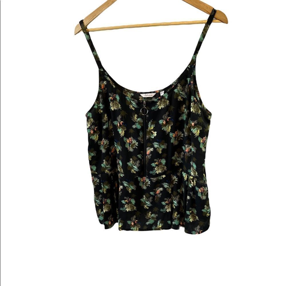 REITMANS Petites Black Printed Lightweight Spaghetti Strap Peplum Zip Tank Top